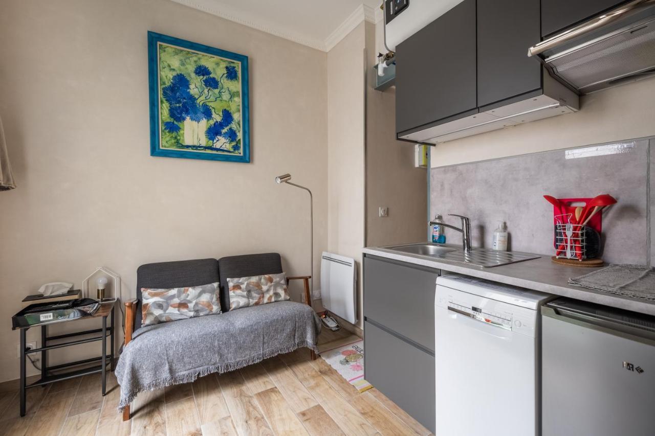 Studio En Duplex-Aircon-Terrasse-Parking-Calme Бордо Екстериор снимка